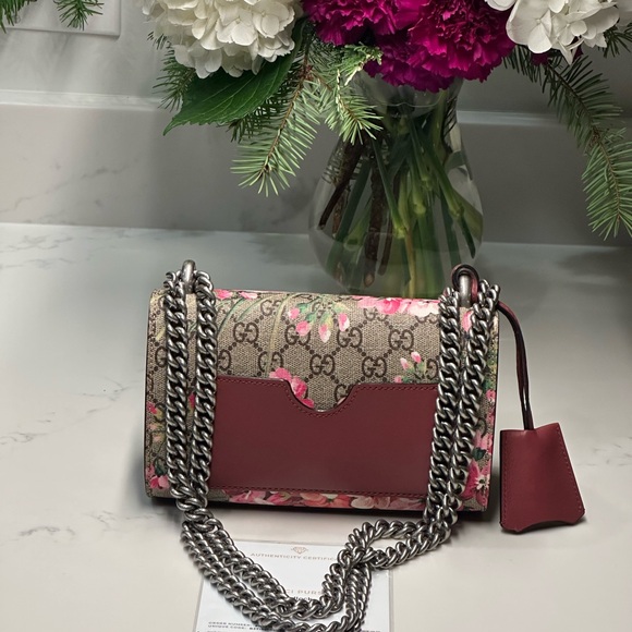 Gucci GG Blooms Padlock Shoulder Bag + Gucci dusty + COA EUC! - Picture 2 of 13